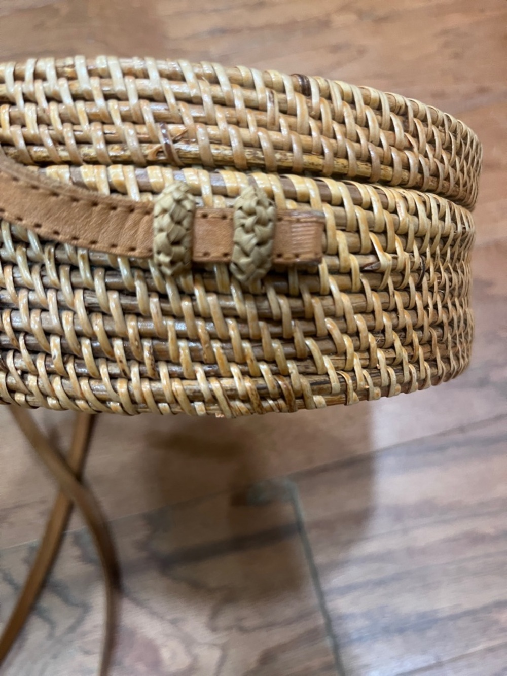 Round Rattan Crossbody Bag - Picture 10 of 10